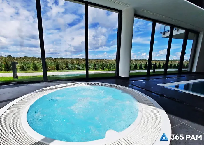 365PAM - Oliwny Gaj Westin House - BASEN, JACUZZI, SAUNA, SIŁOWNIA, PARKING, PLAC ZABAW W CENIE